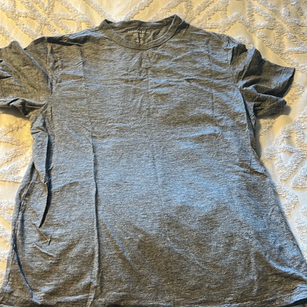 Men’s American Eagle T-shirt. Super soft standard fit. Size XL